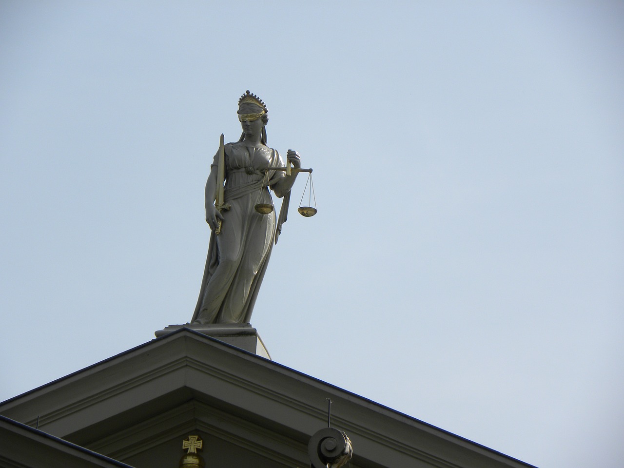 justitia, lady, court of law-2673647.jpg
